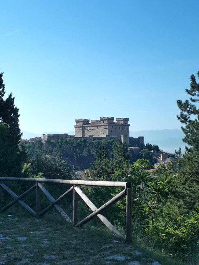 Albergo "Da Gigi" Celano Exterior foto